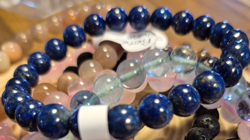 Création de bijoux en pierres naturelles