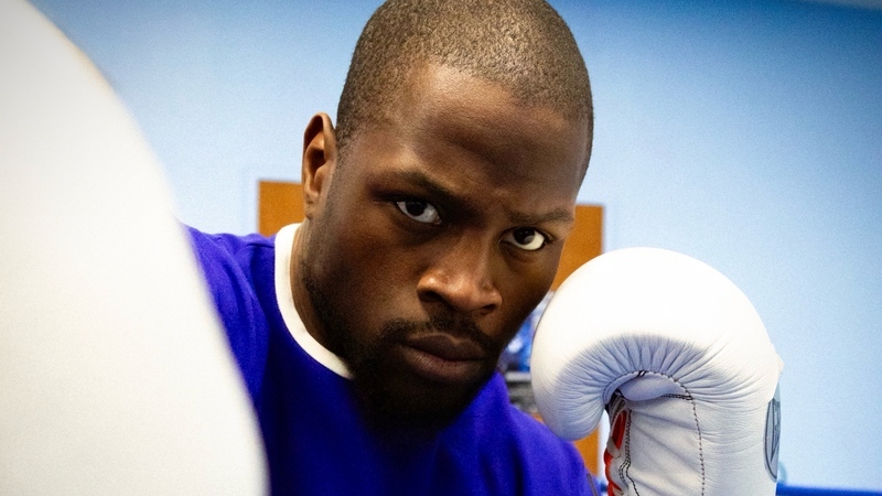 UN BOXEUR PRO À BOULOGNE 